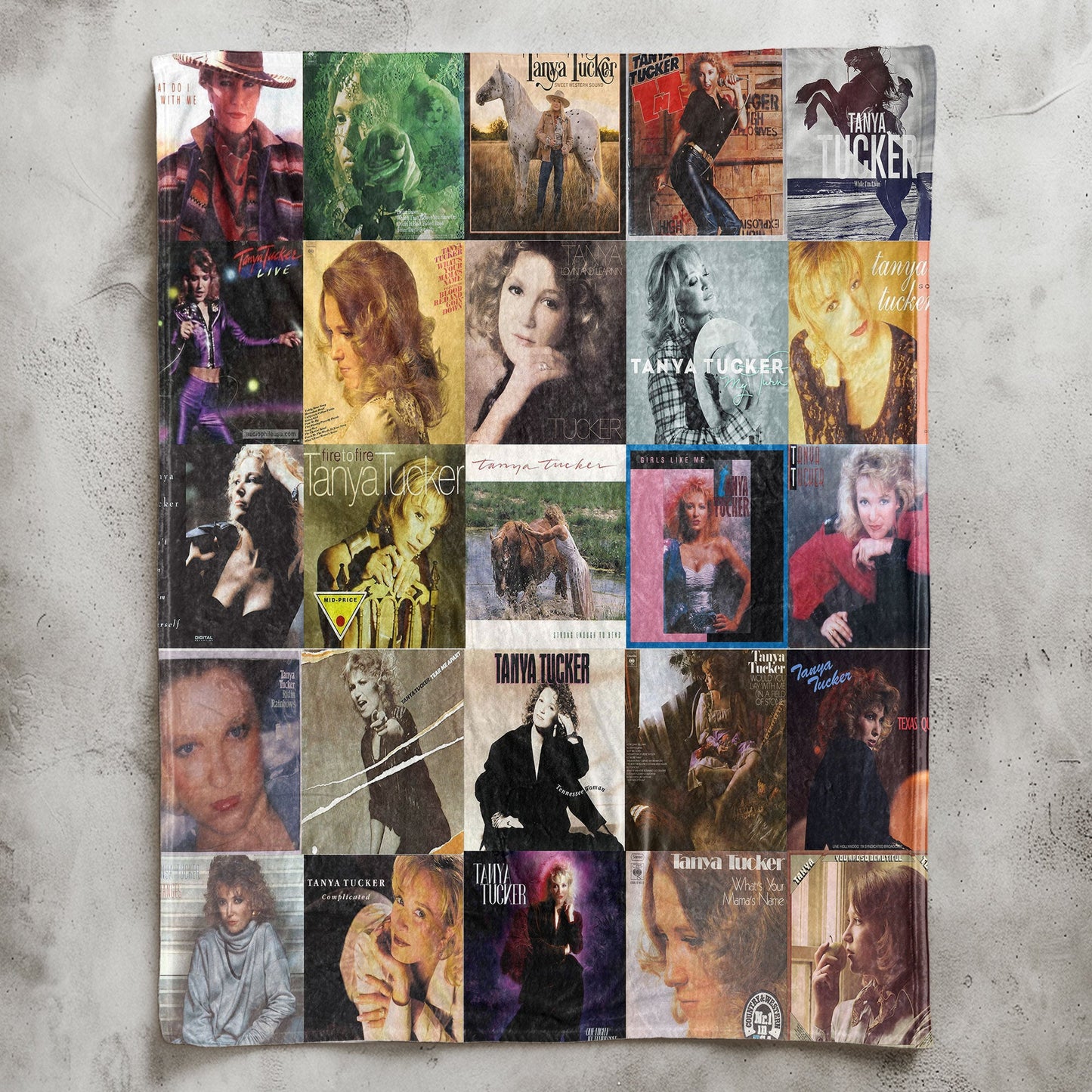 Tanya Tucker Sherpa Blanket – A Classic Country Tribute for True Fans