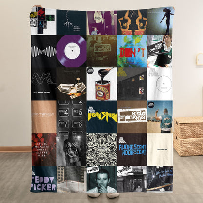 Arctic Monkeys Sherpa Blanket – A Cozy Dive Back Into Indie Rock Glory