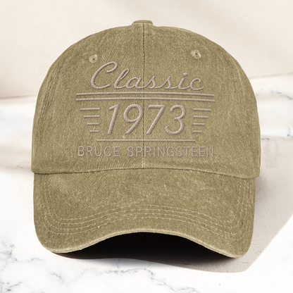 Bruce Springsteen Classic 1973 Est Heartland Rock Band Music Merch Graphic Denim Cap – Retro Vintage Dad Cap Gift For Dad (With Box)
