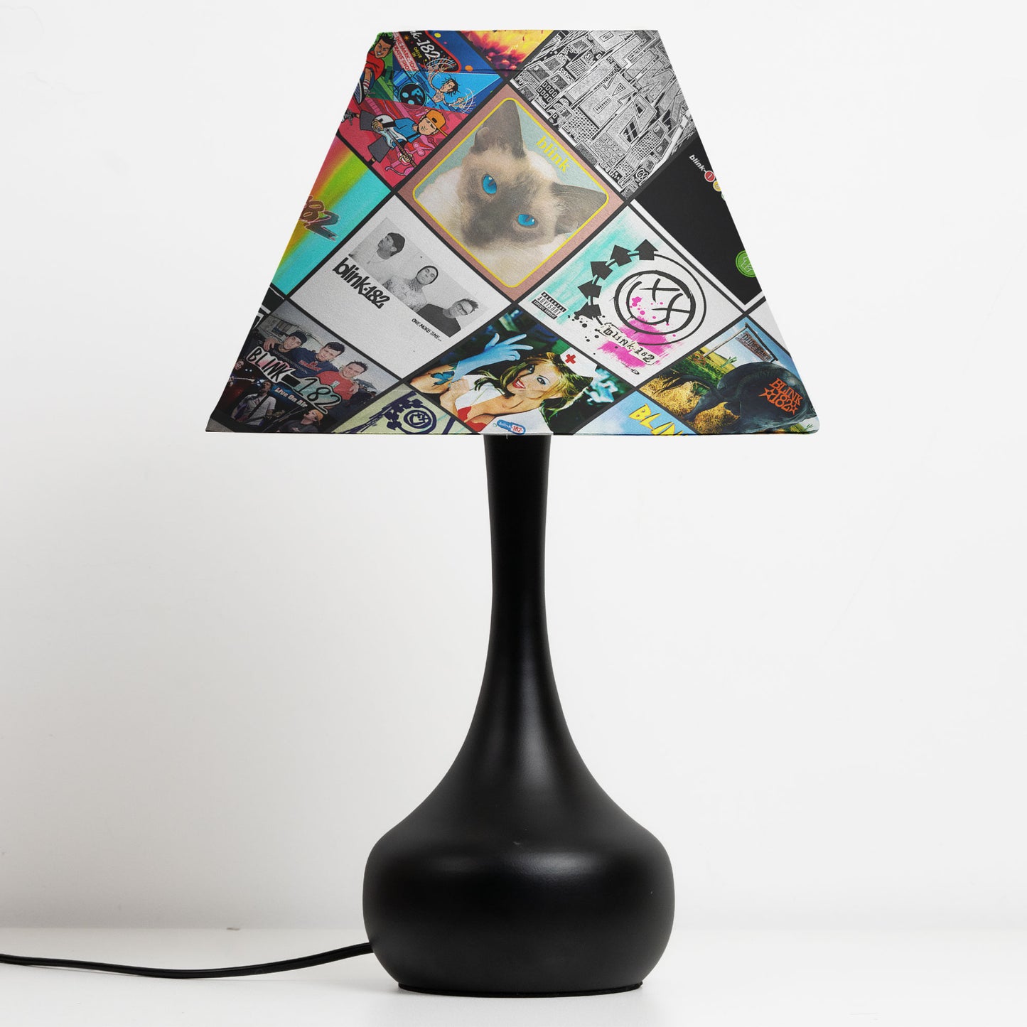Blink-182 Table Lamp – Cylinder & Pyramid Design Music Decor
