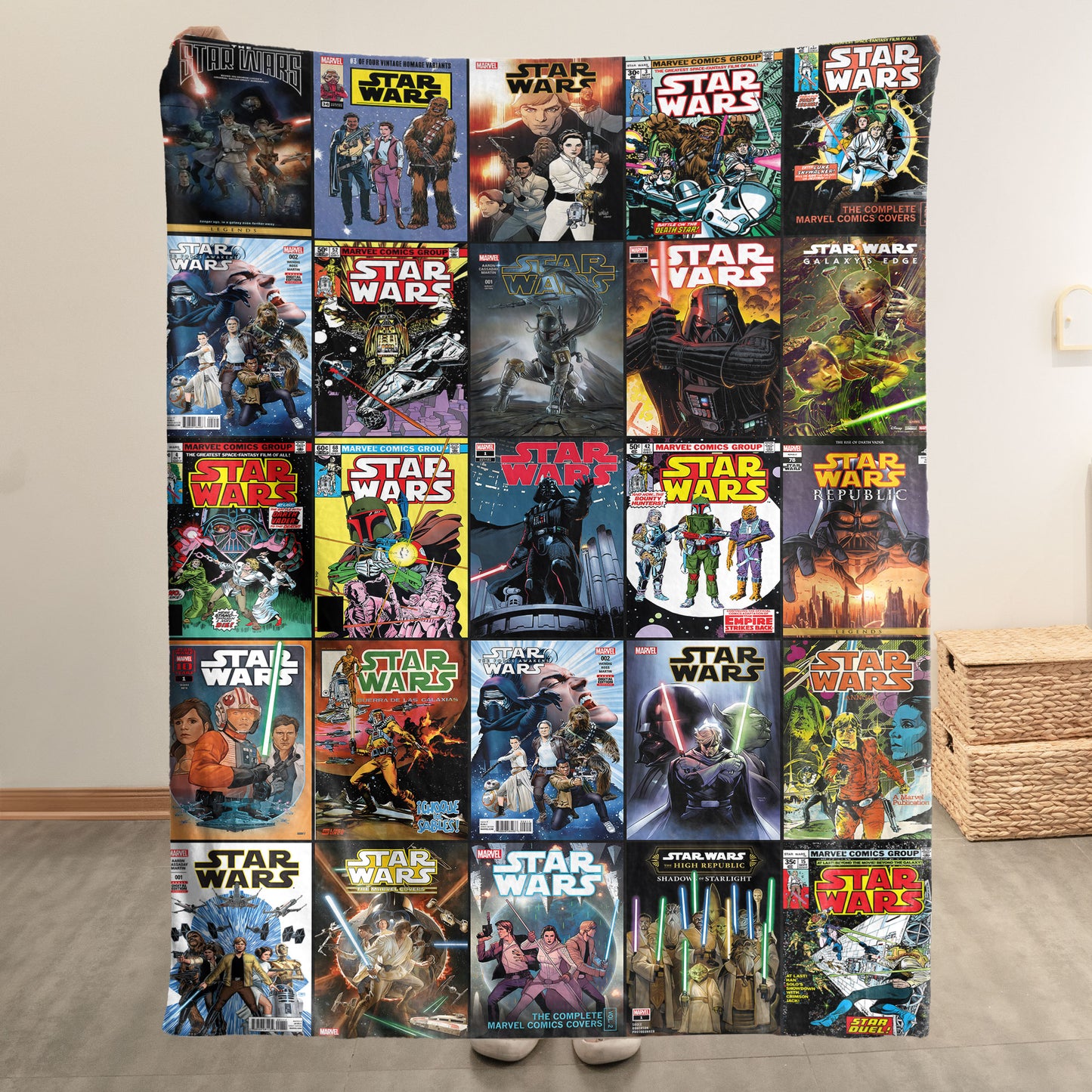 Star Wars Comic Cover Sherpa Blanket – Vintage & Modern Galaxy Saga Throw