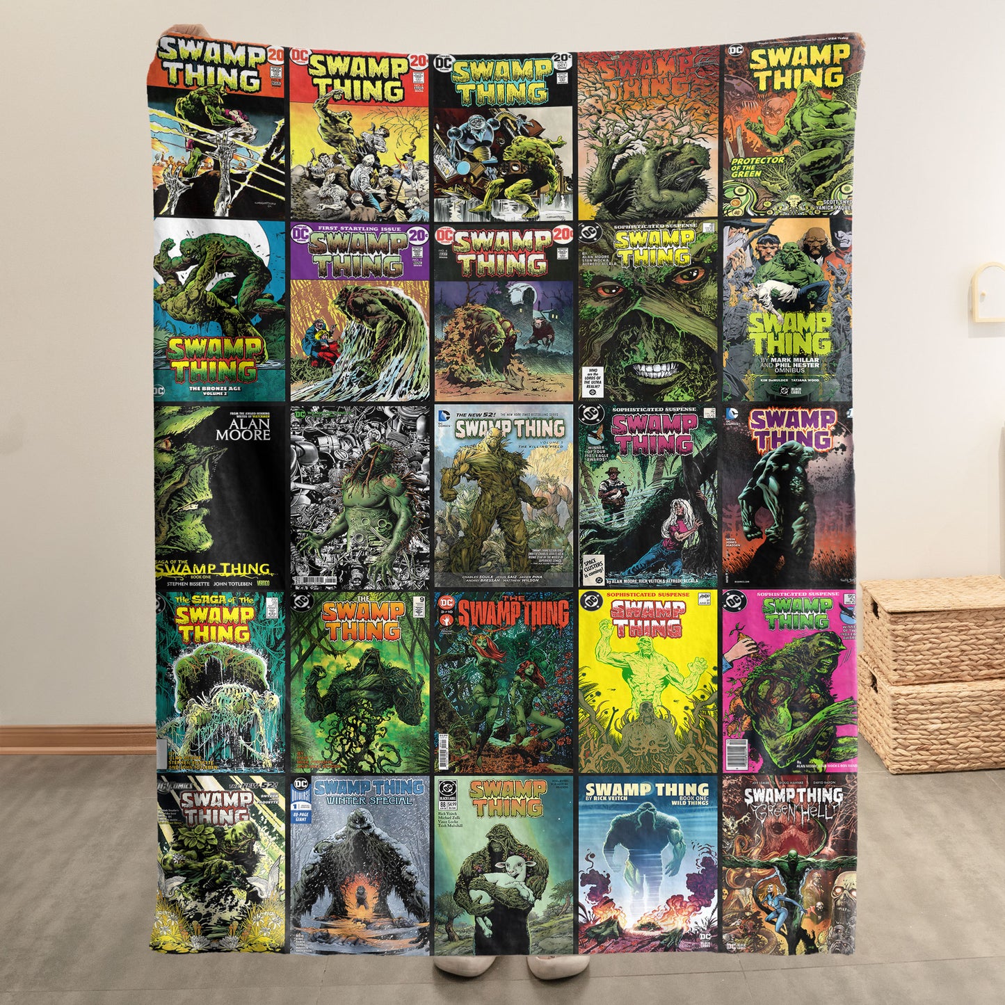 Swamp Thing Comic Sherpa Blanket – DC Horror Fantasy Throw Blanket for Cozy Home Decor