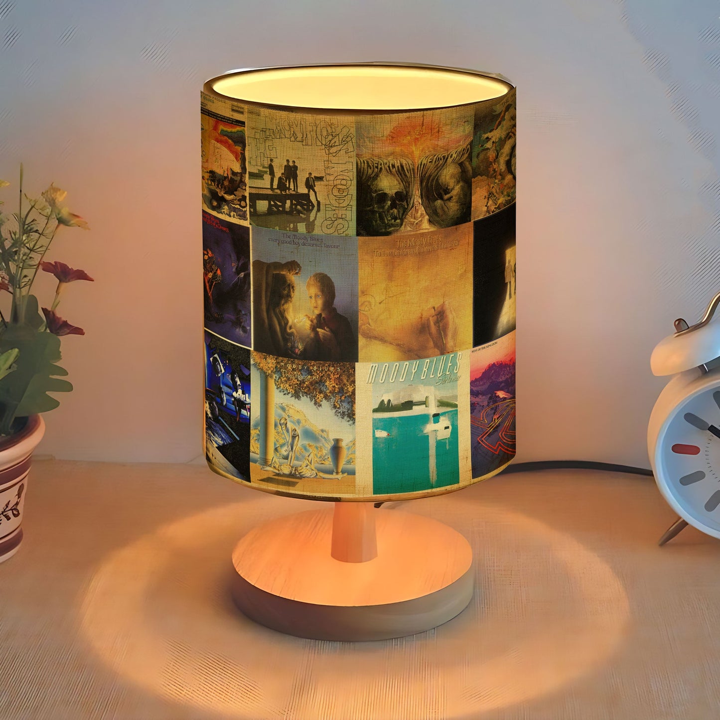 Timeless Sound & Light – The Moody Blues Albums Lamp ????