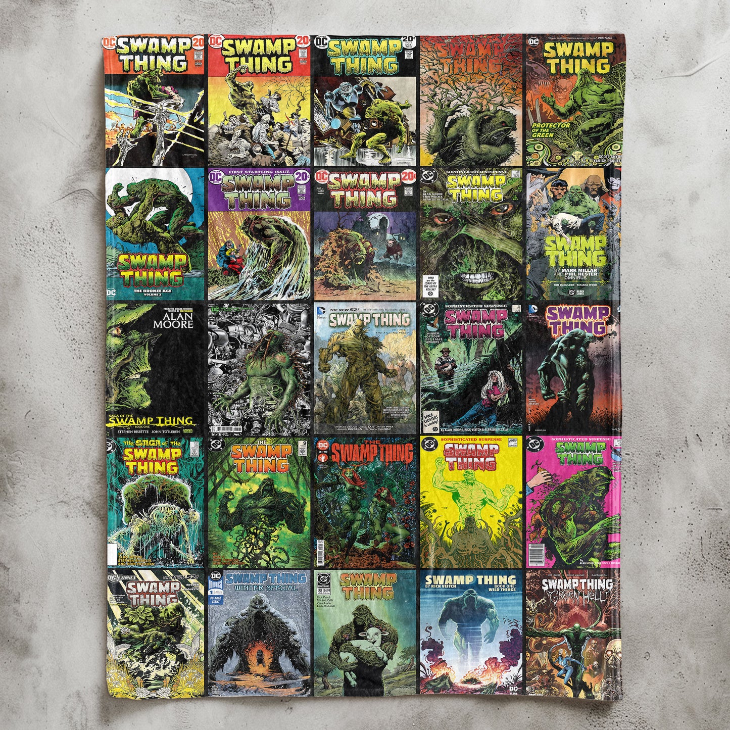 Swamp Thing Comic Sherpa Blanket – DC Horror Fantasy Throw Blanket for Cozy Home Decor