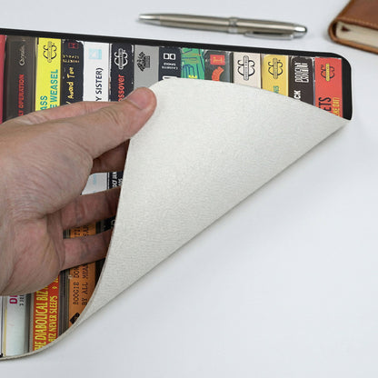 Old-school Hip-Hop Cassette Tapes Desk Mat – Non-slip Office Gift Keyboard Pad Birthday Gift For Music Lovers