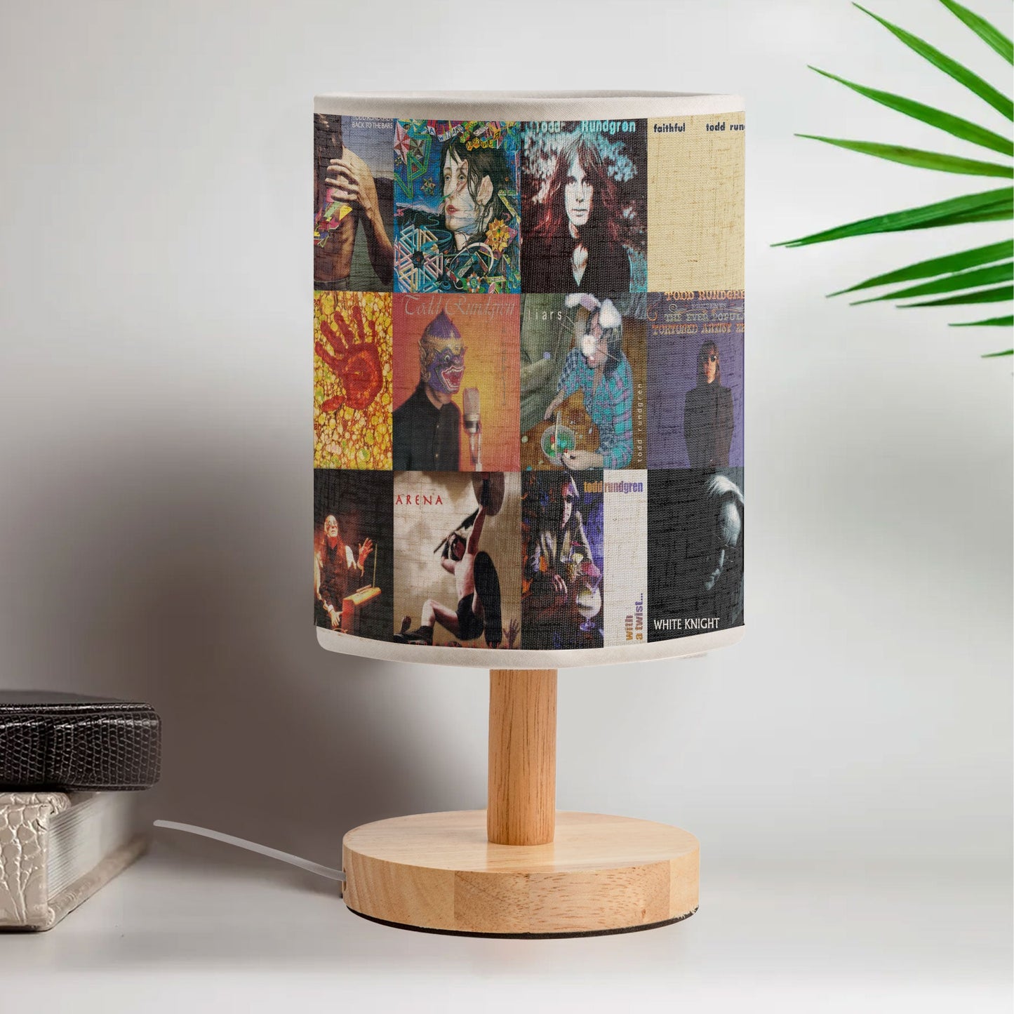 Hello It’s Me – Todd Rundgren Albums Lamp ???