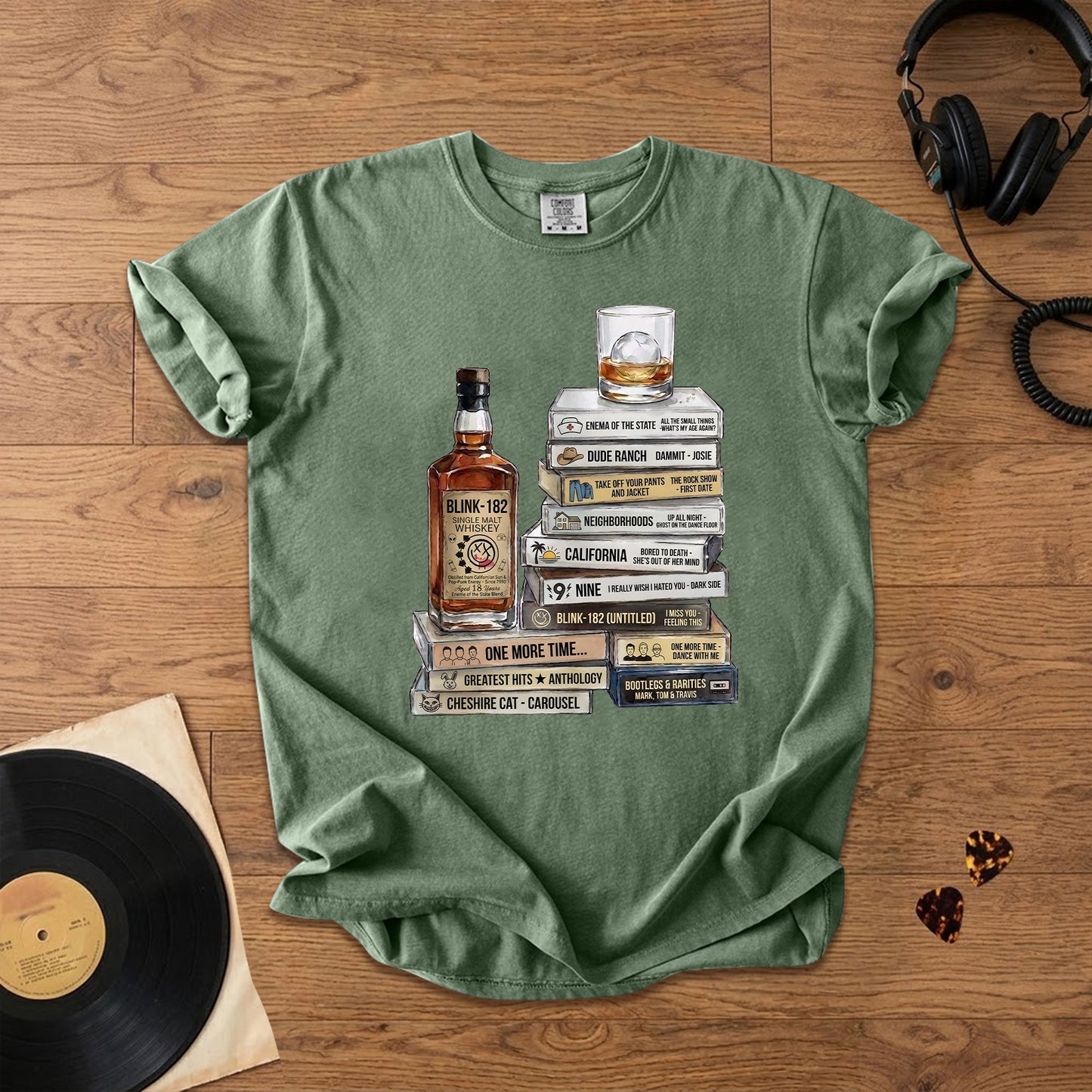 Blink-182 Cassette Album Collection T-Shirt – Retro Rock Music Blink-182 Merch Tee