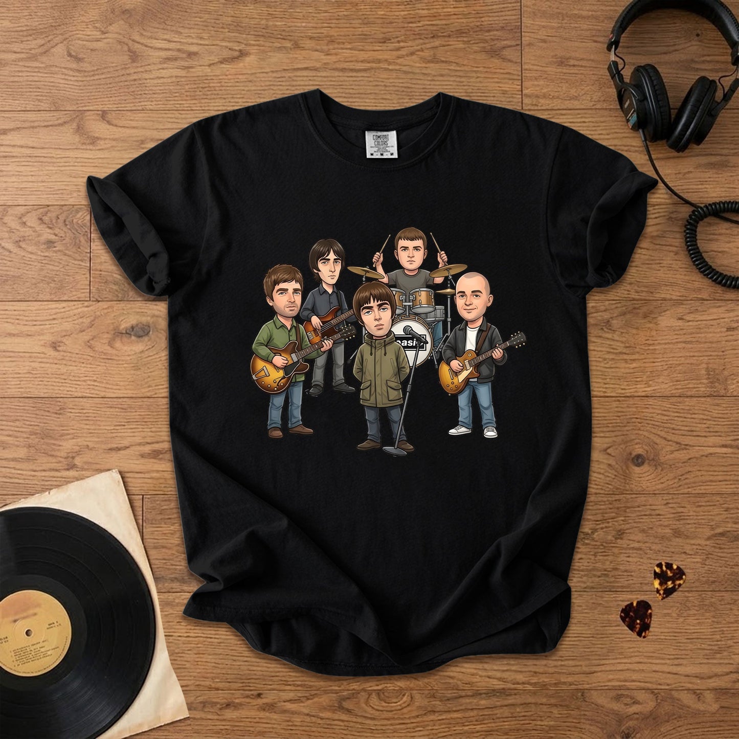 Oasis Cartoon Band Graphic T-Shirt – Britpop Fan Tee